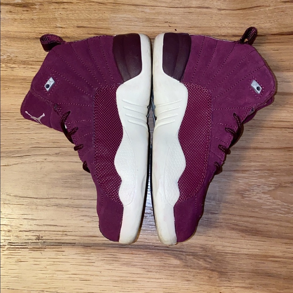 Gently used Retro 12 Bordeaux size 11C